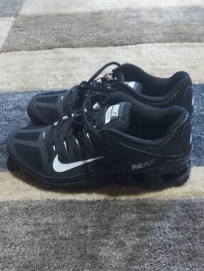 Nike Black Sneakers with White Swoosh - Reax Cushioning